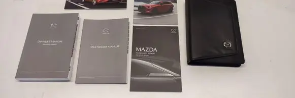 Mazda 2 User manual