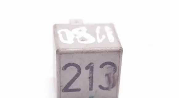 Audi 100 S4 C4 Other relay 443951253J 899511