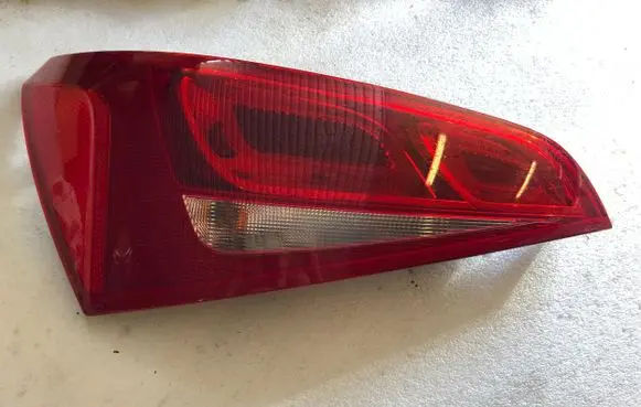 Audi Q5 SQ5 Rear/tail lights 8R0945093