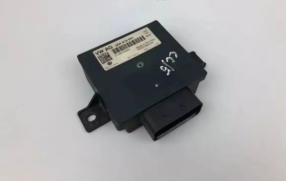 Volkswagen Golf VI Power management control unit 3AA919041