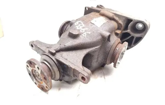 BMW 1 E82 E88 Rear differential 7524325 7524325-06