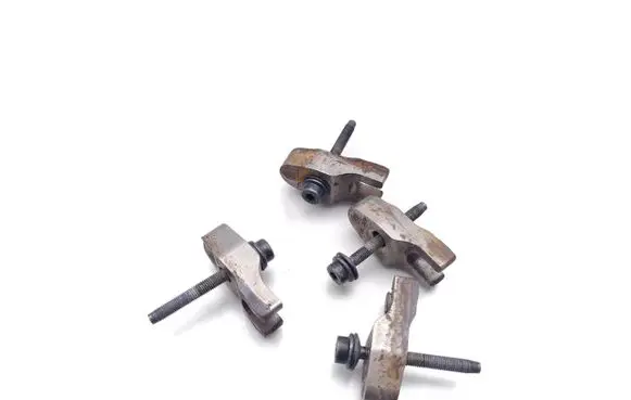Volvo XC90 Fuel Injector clamp holder 