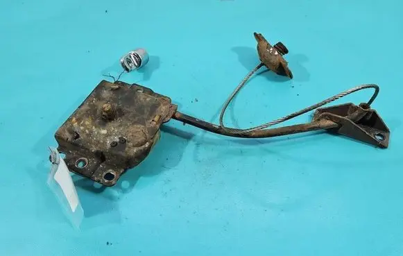 Toyota Corolla Verso E121 Spare wheel mounting bracket IMPRK1556779