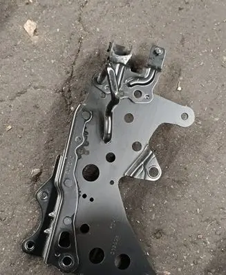 BMW X5 E53 Seat back rest lock catch 7059615