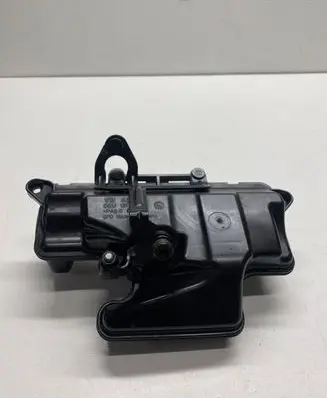 Audi S5 F5 Vacuum air tank 06M131541C