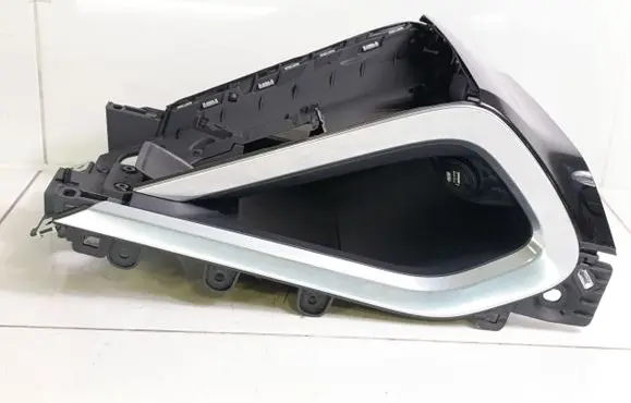 Jaguar I-Pace Other center console (tunnel) element J9D3044C73A