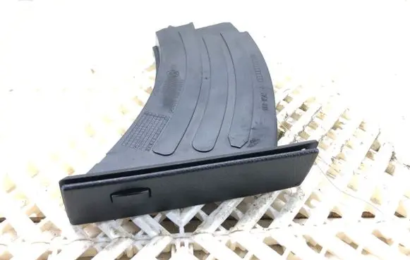 BMW 5 E60 E61 Cup holder 7034132
