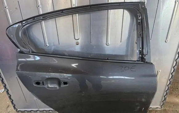 Ford Focus Rear door 