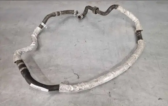 Volvo XC90 Coolant pipe/hose 31368128