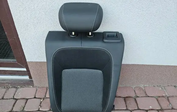 Opel Insignia B Second row seats 5O5P5L5E5X1578
