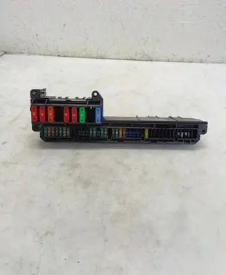 BMW 5 E60 E61 Fuse module 6932452 6114693245201 6114