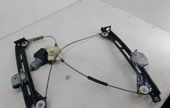 Volkswagen Beetle A5 Front door window regulator with motor 6R0959802BC