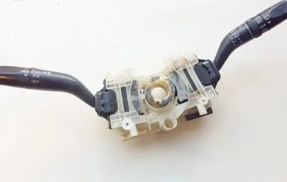Mazda 626 Wiper turn signal indicator stalk/switch 17a089d 17b122