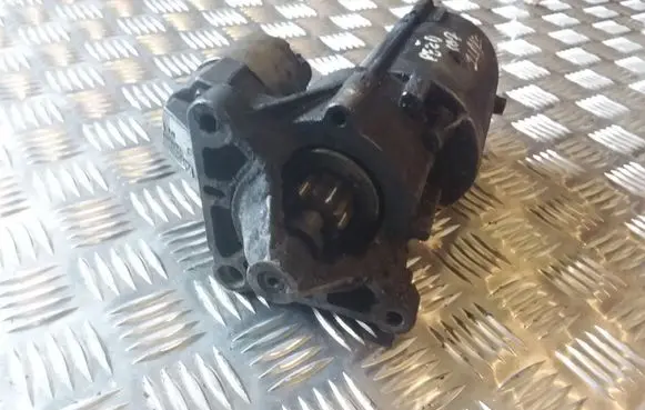 Peugeot 607 Starter motor D9R122