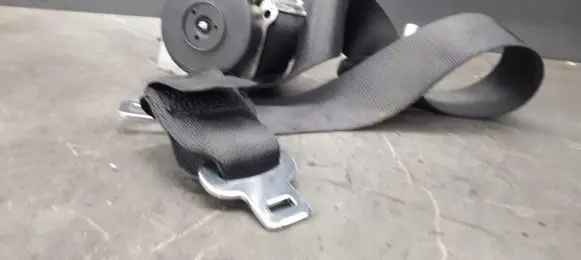 Mitsubishi Colt Rear seatbelt MN108301