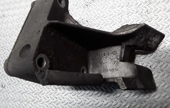Peugeot 206 Fuel filter bracket/mount holder 9632011910