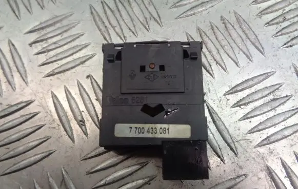 Renault Scenic I Headlight level adjustment motor 7700433081