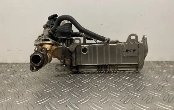 Mini Cooper Countryman R60 EGR valve cooler 8573897