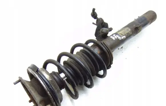BMW 1 E82 E88 Front shock absorber with coil spring 8036554 12878167139