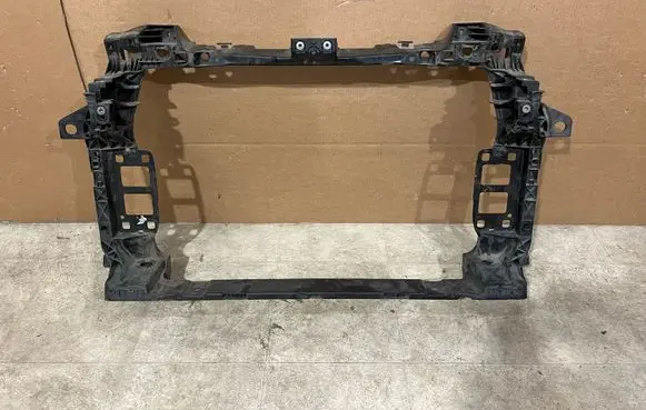 Audi Q7 4M Front bodywork piece 4M0805594F