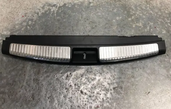 Mercedes-Benz ML W164 Trunk/boot sill cover protection A1646900141BILI A1646900141