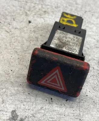 Audi A4 S4 B6 8E 8H Hazard light switch 8e0941509