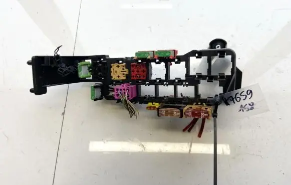 Audi A6 S6 C5 4B Fuse box set 8d1937545