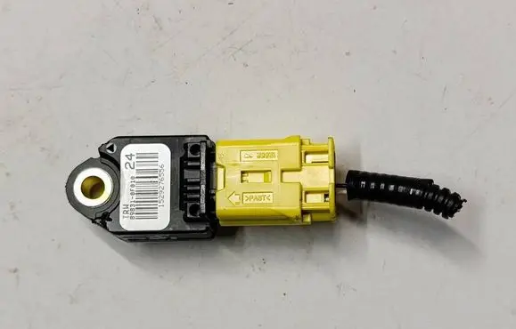 Toyota Verso Airbag deployment crash/impact sensor 89831-0F010 1529276556