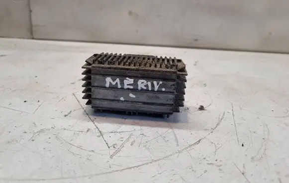 Opel Meriva A Glow plug pre-heat relay 55354141 51299018A
