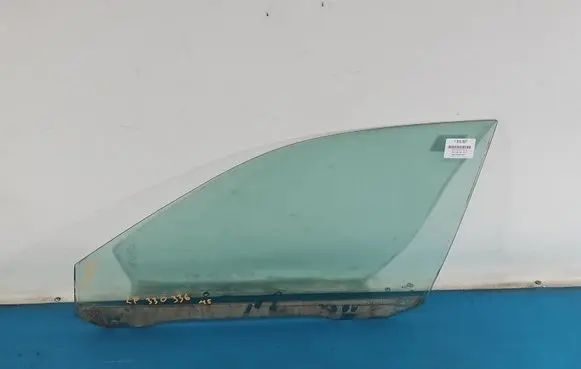 Audi A4 S4 B5 8D Front door window glass four-door IMPRK1512937
