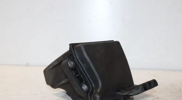 Vacuum air tank