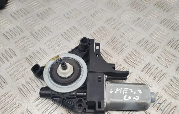 Jeep Grand Cherokee Rear door window regulator motor 931403103 931403