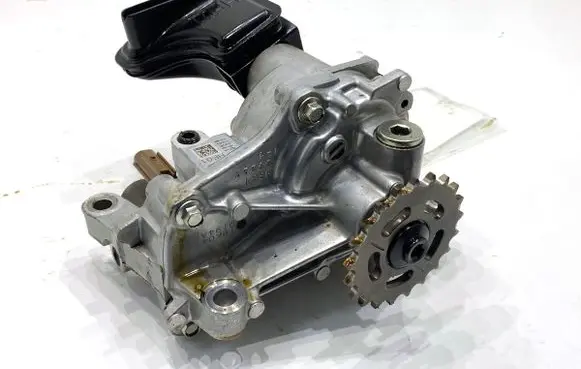 Mazda 3 Oil pump HF01