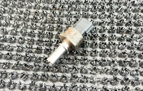 Renault Scenic IV - Grand scenic IV Fuel pressure sensor 166398000R