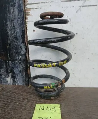 Volkswagen PASSAT B5 Rear coil spring