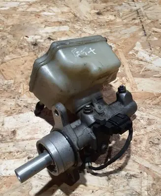 Volkswagen Golf Plus Master brake cylinder 1K1611301C 03350886321