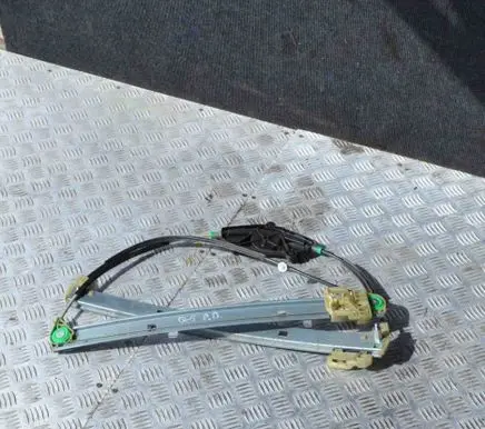 Audi Q5 SQ5 Front door electric window regulator 