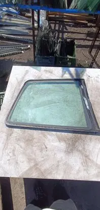 Volkswagen Lupo Rear vent window glass 1212123