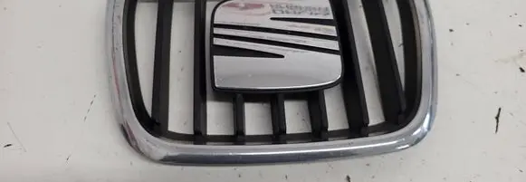 Seat Alhambra (Mk1) Front grill 6033