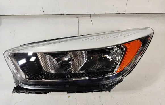 Ford Kuga II Headlight/headlamp 90113012 GV4113W030AH