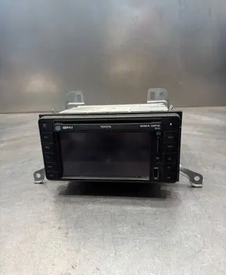 Toyota Avensis T270 Radio/CD/DVD/GPS head unit PZ4450033301 EA08A11 8611360V