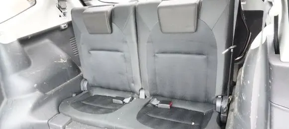 Nissan Qashqai Second row seats 