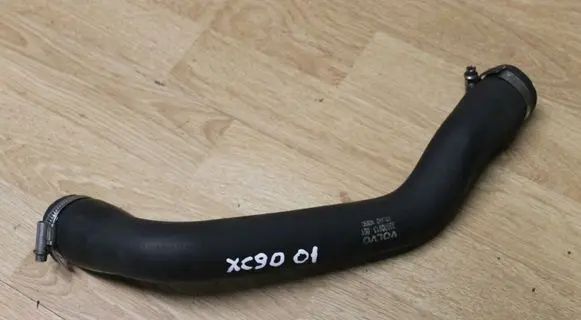 Volvo XC90 Engine coolant pipe/hose