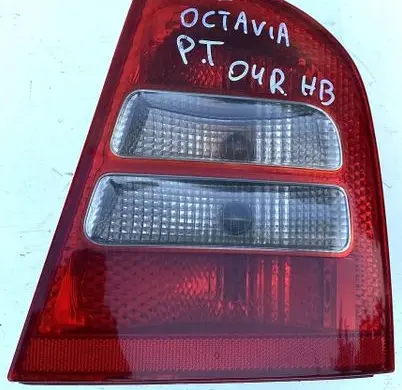 Skoda Octavia Mk1 (1U) Rear/tail lights YU3X13404BA YU3X13450BA 1U6945112