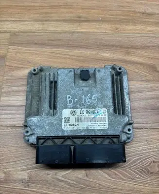 Volkswagen Golf VI Engine control unit/module 03C906016A 03C906016 1039S36815