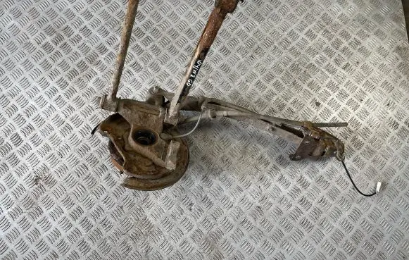 Subaru Impreza II Rear wheel hub