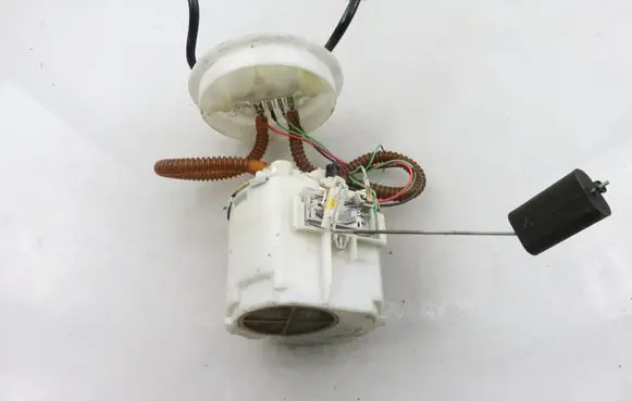 Ford Focus In-tank fuel pump 