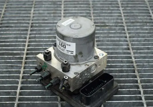 Hyundai Tucson TL ABS Pump
