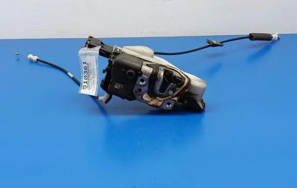 Peugeot 508 RXH Front door lock 