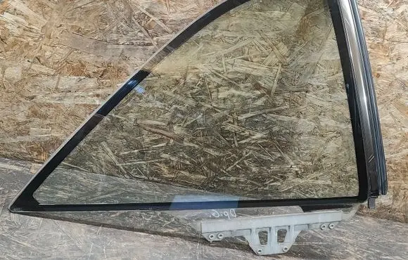Mercedes-Benz S W140 Rear side window